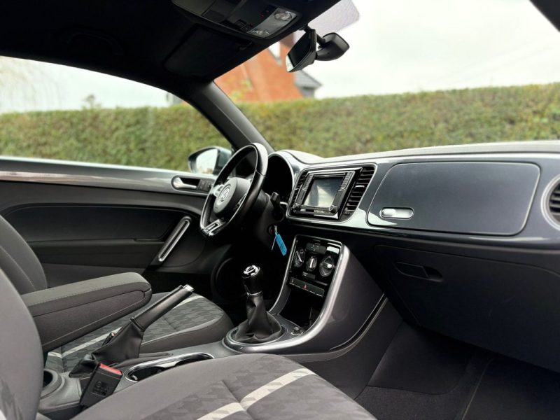 ✅VOLKSWAGEN BEETLE  DESIGN 1.2 TSI CAR PLAY