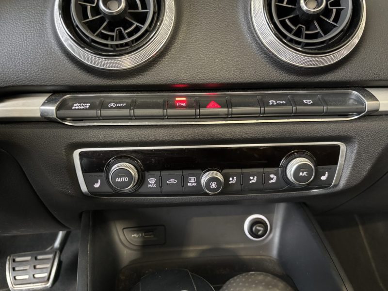 AUDI A3 CABRIOLET 1.5 TFSI 150 CV S-LINE / SLINE / CARPLAY / VIRTUAL COCKPIT / CAMERA DE RECUL 