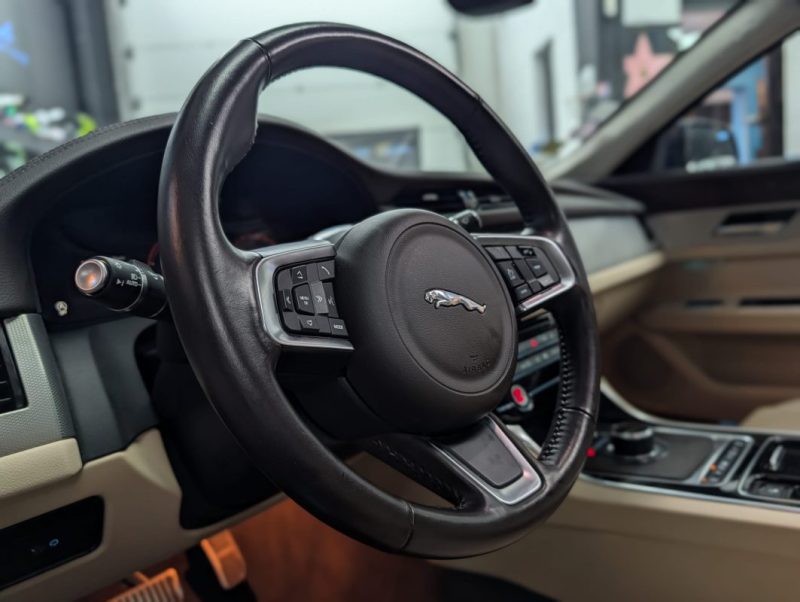 JAGUAR XF 2.0L 250ch PORTFOLIO  