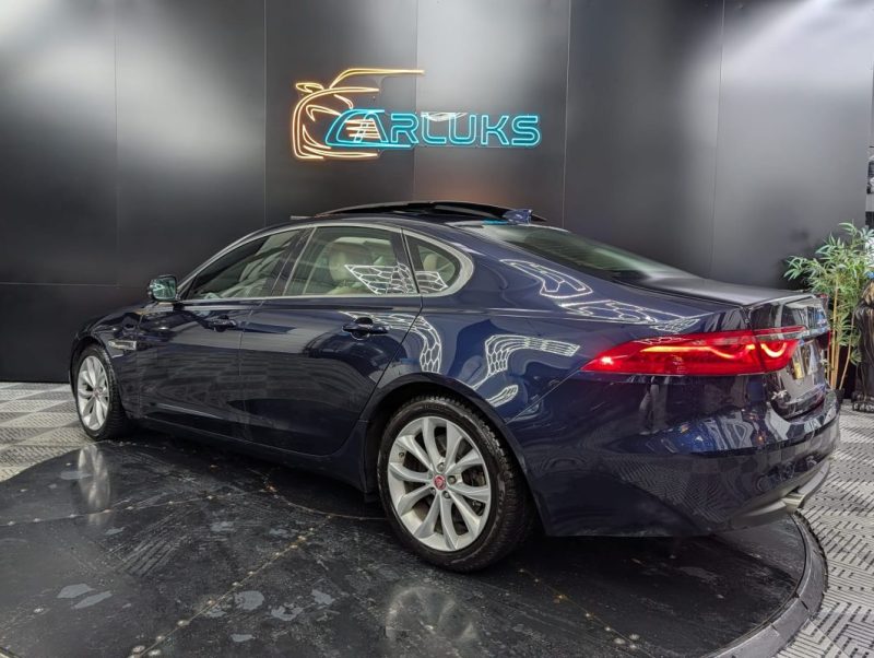 JAGUAR XF 2.0L 250ch PORTFOLIO  