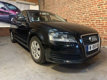 AUDI A3 8P 1.6 TDI AMBIANTE 105 CV 2010 1ere main