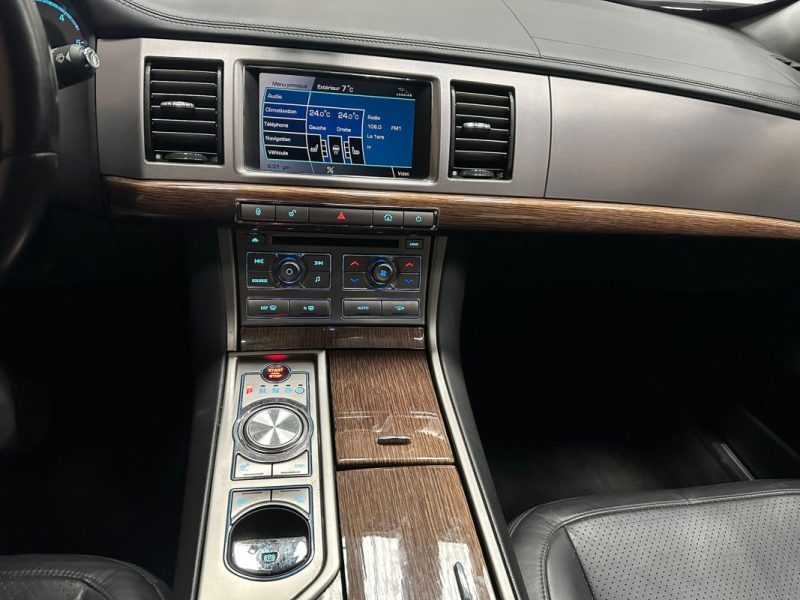 JAGUAR XF S 3.0 V6 PORTFOLIO 275 CV  