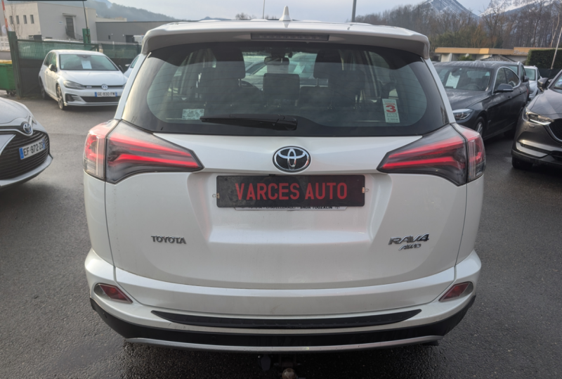 TOYOTA RAV4 151 VVT-I 151 CV AWD 4X4 ECRAN GPS  2016