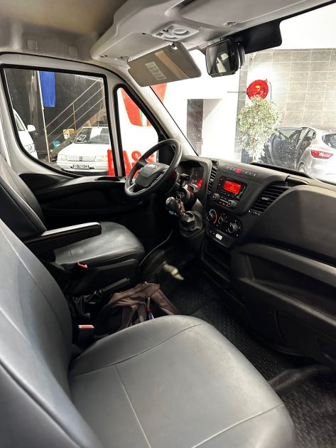 MAGNIFIQUE IVECO DAILY MAXICARGO 3L 150 CH (TVA RÉCUPÉRABLE, BLUETOOTH, CAMÉRA DE RECUL)