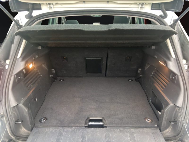 PEUGEOT 3008 1.6 HDI 112 cv Finition Allure