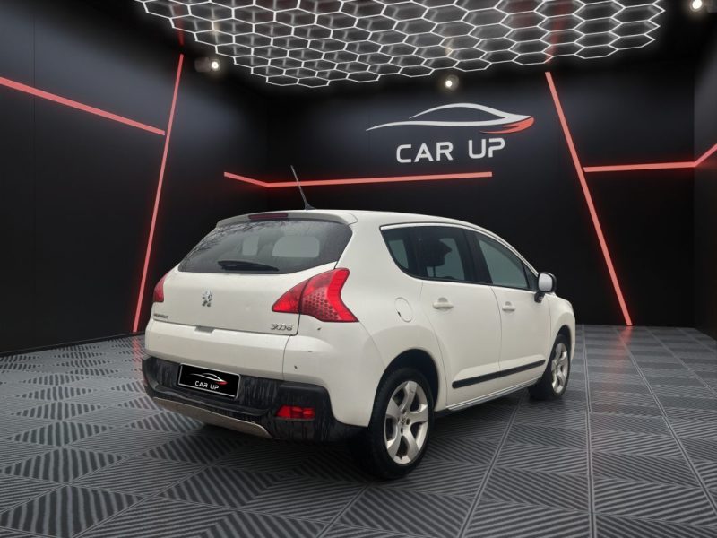 PEUGEOT 3008 1.6 HDI 112 cv Finition Allure