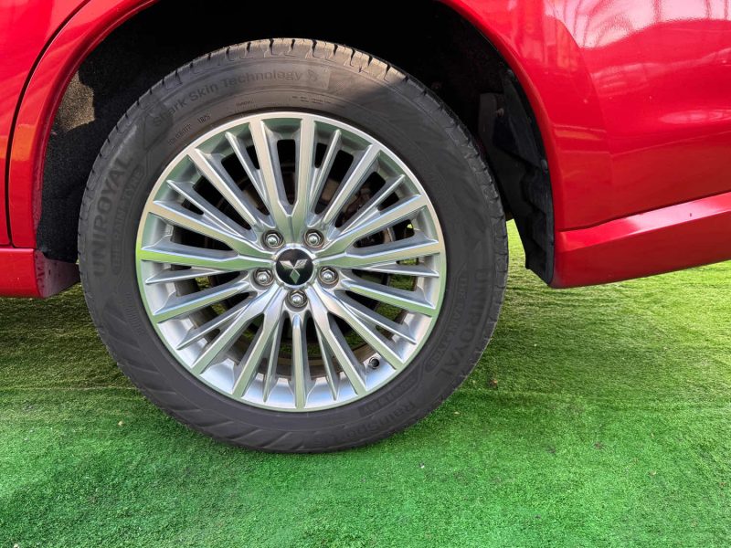 MITSUBISHI OUTLANDER III 2.4 HYBRID 4WD 224 CH TWIN MOTOR INSTYLE TOIT OUVRANT GARANTIE 12 MOIS 