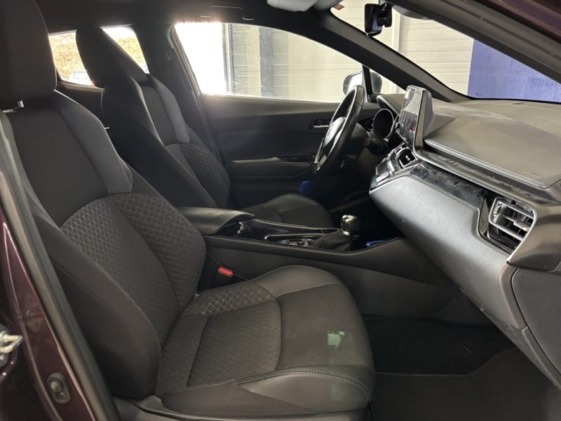 TOYOTA C-HR CHR HYBRIDES 2022 / CARPLAY / CAMERA DE RECUL / FEUX LED / REGULATEUR / ECRAN TACTILE