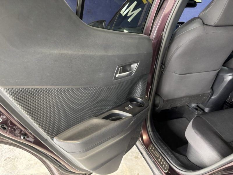 TOYOTA C-HR CHR HYBRIDES 2022 / CARPLAY / CAMERA DE RECUL / FEUX LED / REGULATEUR / ECRAN TACTILE