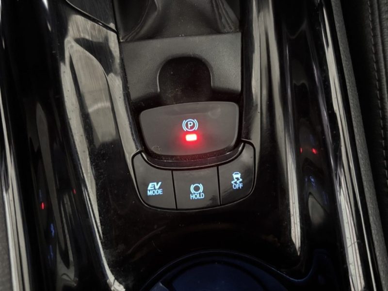 TOYOTA C-HR CHR HYBRIDES 2022 / CARPLAY / CAMERA DE RECUL / FEUX LED / REGULATEUR / ECRAN TACTILE