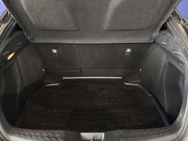 TOYOTA C-HR CHR HYBRIDES 2022 / CARPLAY / CAMERA DE RECUL / FEUX LED / REGULATEUR / ECRAN TACTILE