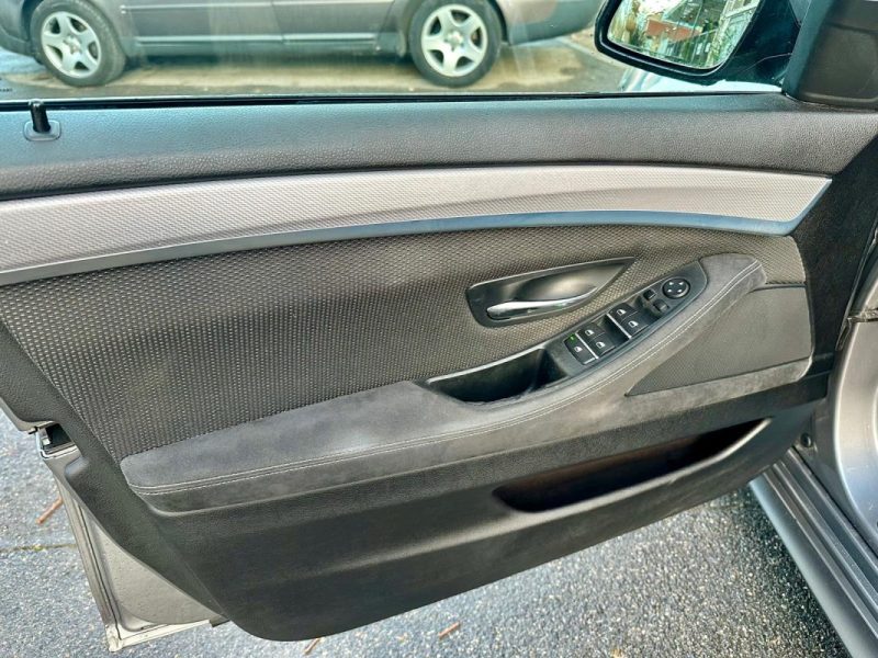 B.M.W. SERIE 5 F10 530D 258 X-DRIVE M SPORT 