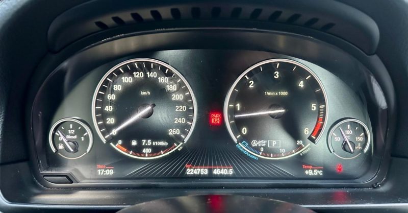 BMW SERIE 5 F10 530d 258 X-Drive M SPORT 