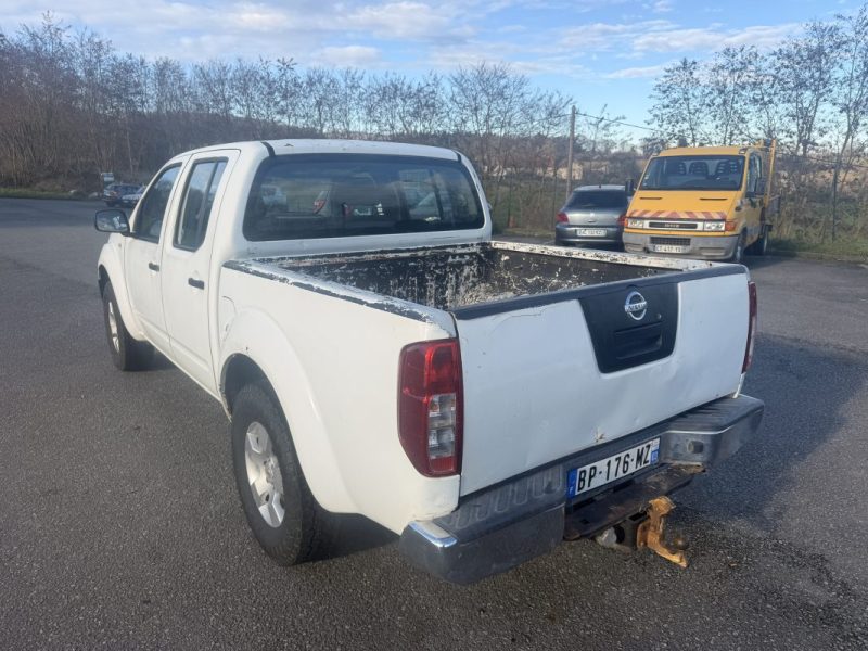NISSAN NAVARA 2.5 DCI 16V PICKUP DOUBLE CABINE 4WD 174 CV 2006