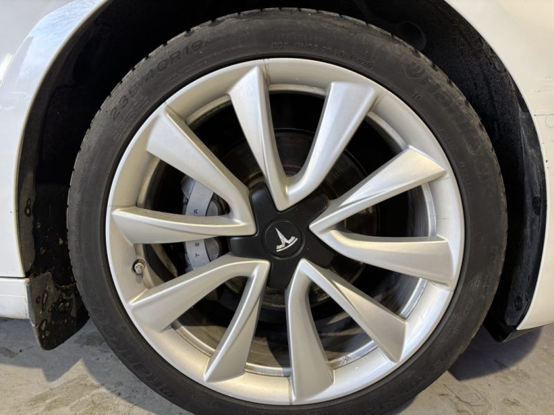 TESLA MODEL 3 STANDARD RWD PLUS MY21 09/2020 AUTOPILOT / INDUCTION / SIÈGES CHAUFFANT AV-AR 