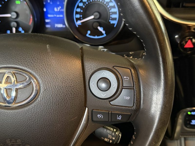 TOYOTA AURIS TENDANCE PHASE 2 1.2 116cv - ATTELAGE - CAMERA DE RECUL - CUIR ALCANTARA - 73 000 klm  