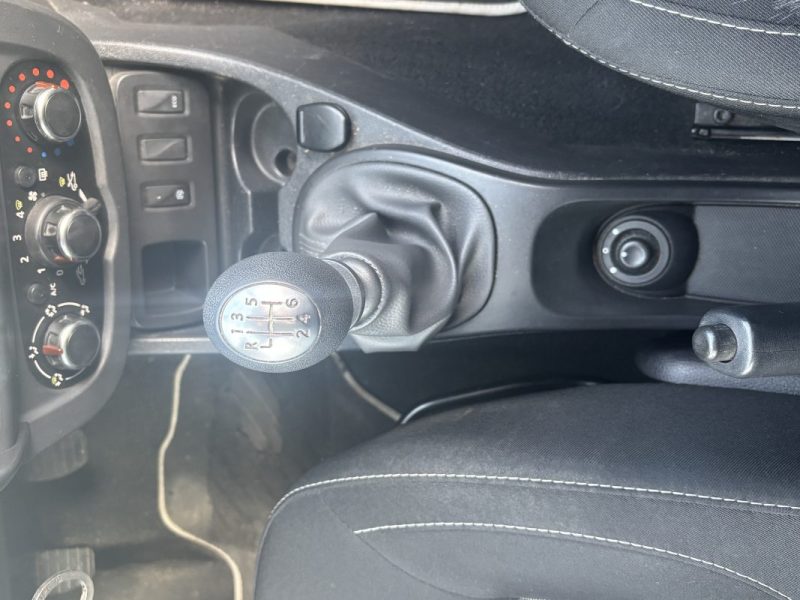 DACIA DUSTER TCE 125 LAUREATE PLUS 2017