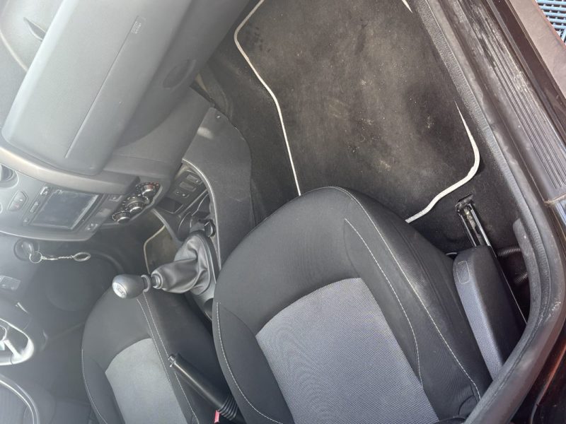 DACIA DUSTER TCE 125 LAUREATE PLUS 2017