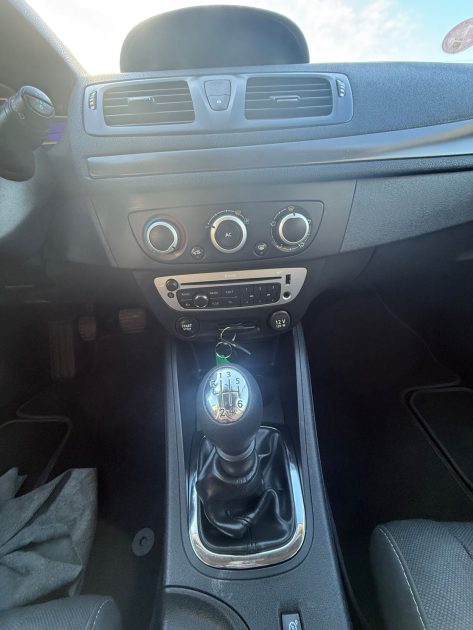 RENAULT MEGANE 3 PHASE  1.2I - 16V TCE TURBO 115CV 2013