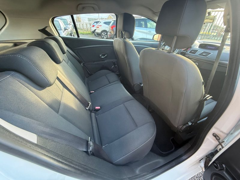 RENAULT MEGANE 3 PHASE  1.2I - 16V TCE TURBO 115CV 2013