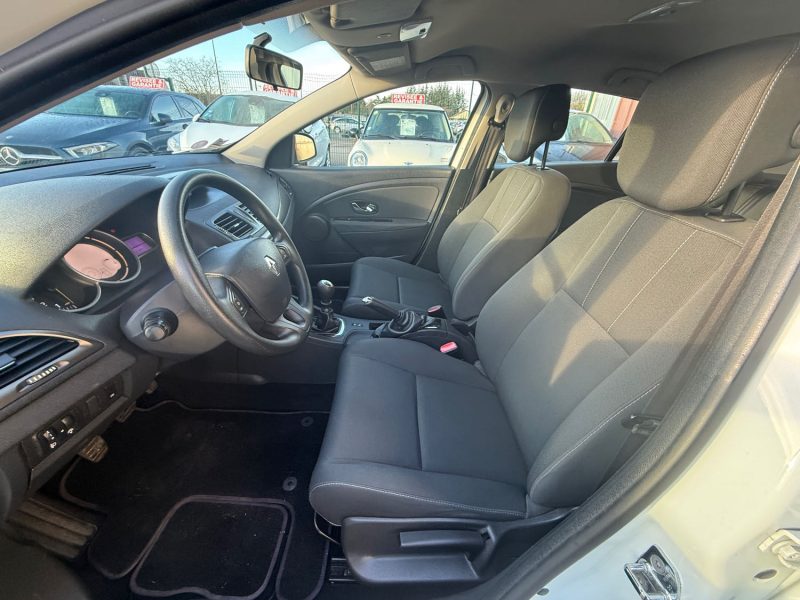 RENAULT MEGANE 3 PHASE  1.2I - 16V TCE TURBO 115CV 2013