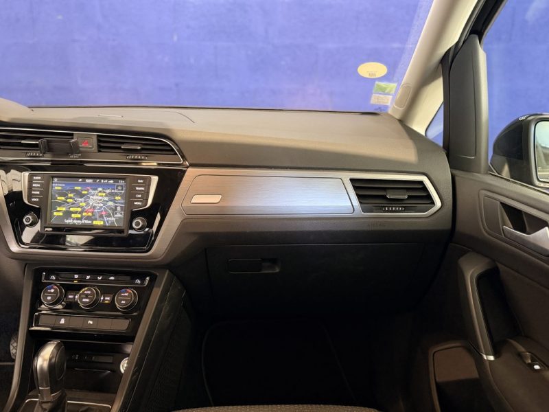 VOLKSWAGEN TOURAN - TREND LINE - 2016 - 1.6 TDi - 116 ch - DSG7 - 5 PLACES -ATTELAGE - GENERATION 3 