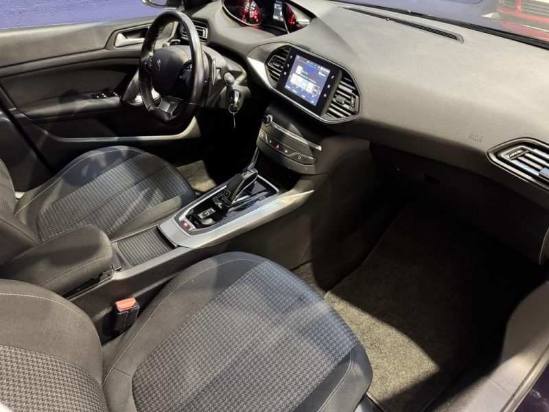 PEUGEOT 308 1.5 BlueHDi 130ch ACTIVE BUISNESS EAT8 / SUIVI COMPLET