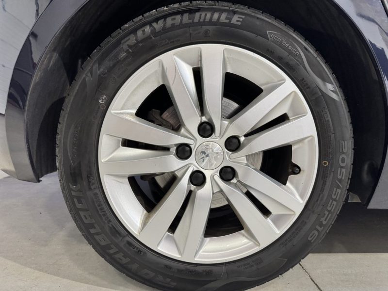 PEUGEOT 308 1.5 BlueHDi 130ch ACTIVE BUISNESS EAT8 / SUIVI COMPLET
