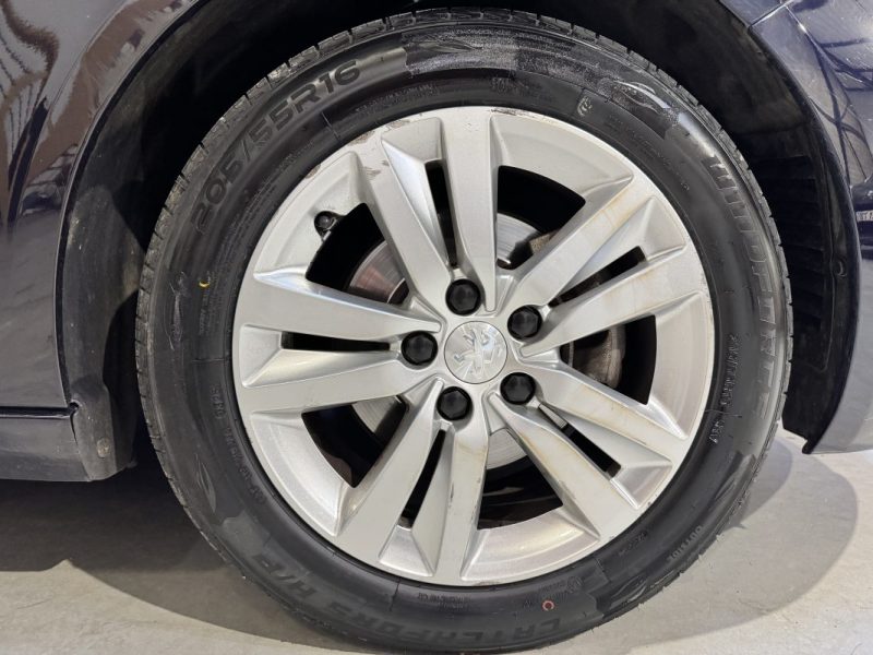 PEUGEOT 308 1.5 BlueHDi 130ch ACTIVE BUISNESS EAT8 / SUIVI COMPLET
