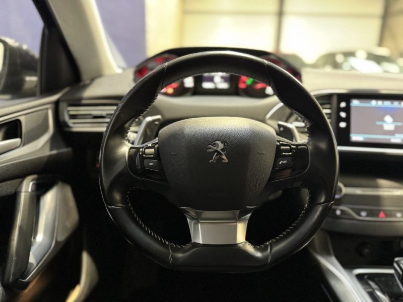 PEUGEOT 308 1.5 BlueHDi 130ch ACTIVE BUISNESS EAT8 / SUIVI COMPLET