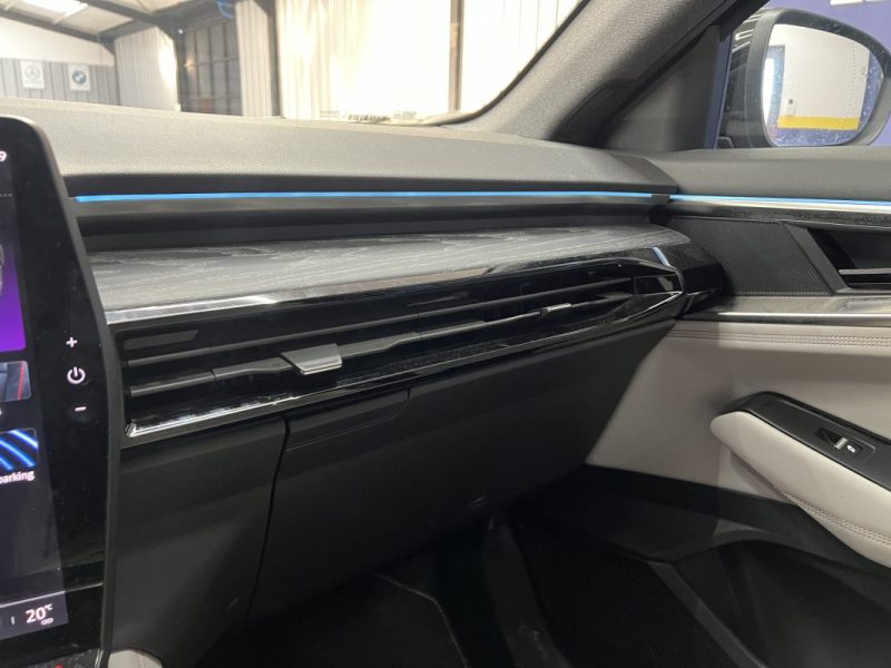 Renault Espace 1.2 E-Tech 200 Iconic 4CONTROL| Toit panoramique | Sièges cuir | Régulateur adaptatif