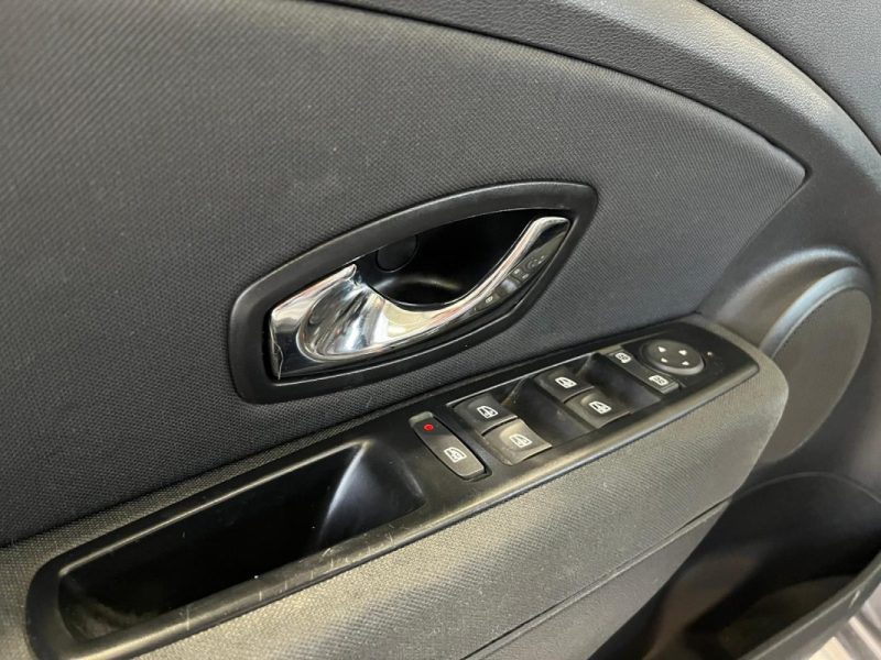 RENAULT MEGANE III 1.2 TCE 115CH ENERGY EXPRESSION *** AUCUN FRAIS À PRÉVOIR ***