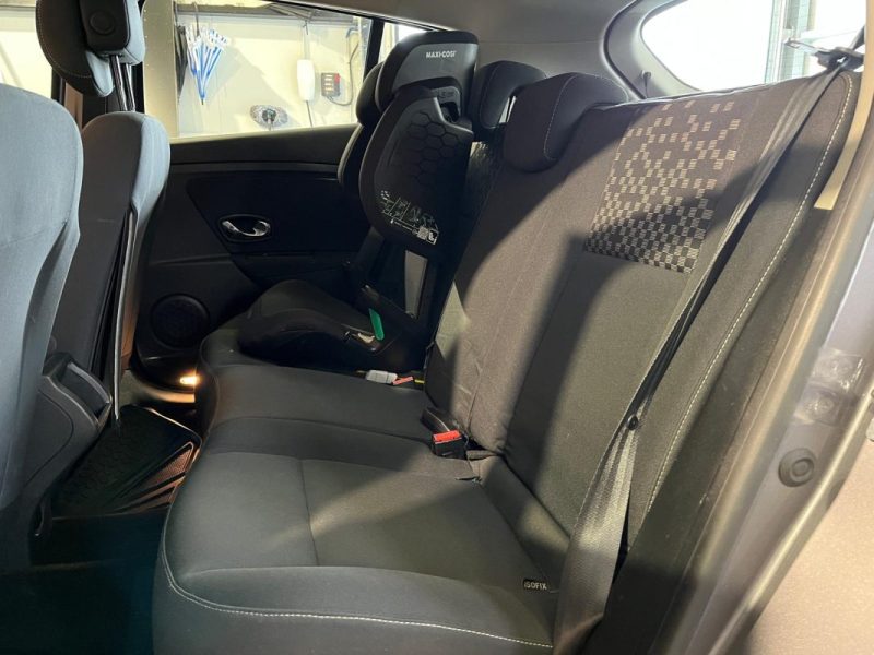 RENAULT MEGANE III 1.2 TCE 115CH ENERGY EXPRESSION *** AUCUN FRAIS À PRÉVOIR ***