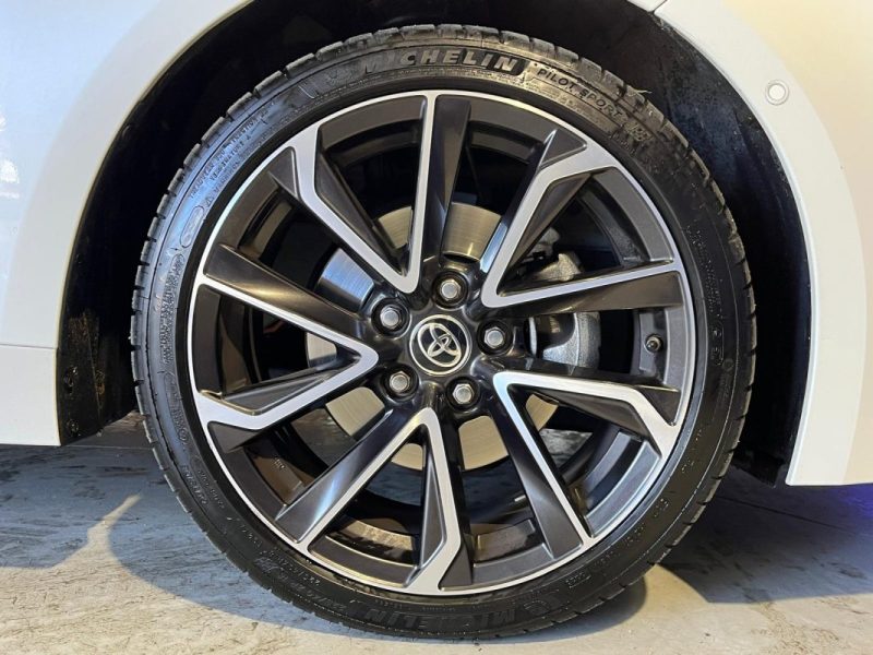 TOYOTA COROLLA 184H COLLECTION MY20 8CV *** TOIT OUVRANT / SIÈGE CHAUFFANT / SYSTÈME AUDIO JBL ***