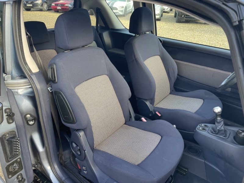 PEUGEOT 1007 1.4 hdi SPORTY 68CH 16.500km d'origine