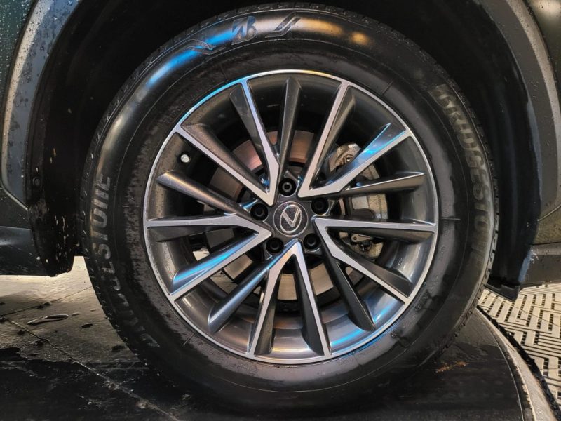 LEXUS NX 350H 244 ch LUXE 2WD / CUIR BEIGE + TOIT OUVRANT + 1ERE MAIN + SUIVI LEXUS / 