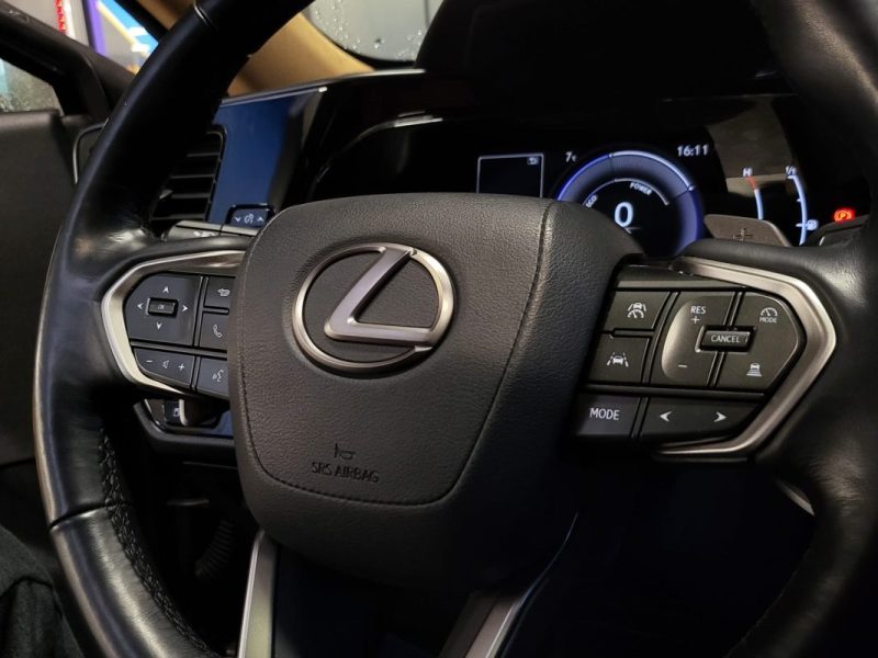 LEXUS NX 350H 244 ch LUXE 2WD / CUIR BEIGE + TOIT OUVRANT + 1ERE MAIN + SUIVI LEXUS / 