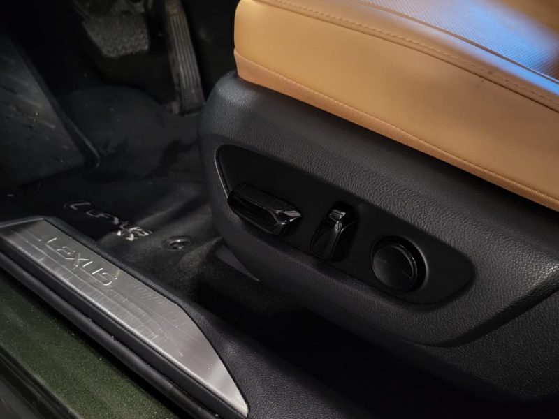 LEXUS NX 350H 244 ch LUXE 2WD / CUIR BEIGE + TOIT OUVRANT + 1ERE MAIN + SUIVI LEXUS / 