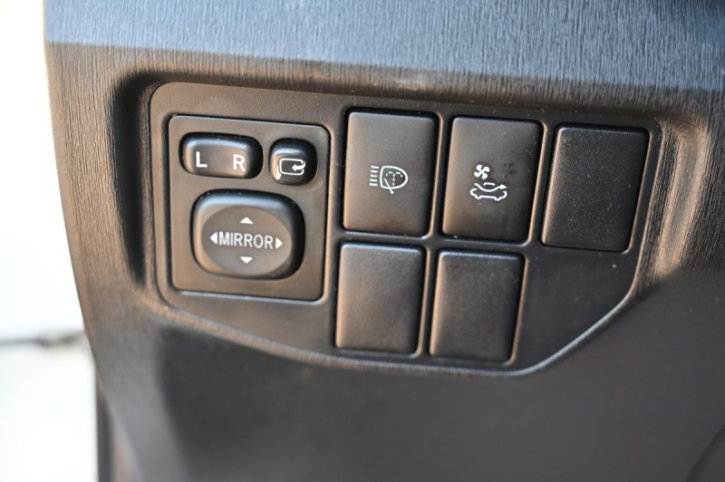 TOYOTA PRIUS III 136Ch Lounge Solar 01/2015