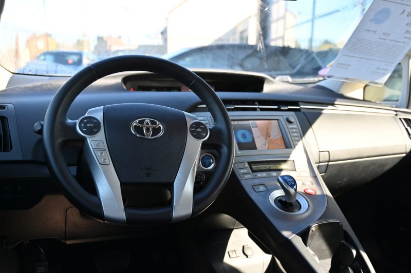 TOYOTA PRIUS III 136Ch Lounge Solar 01/2015