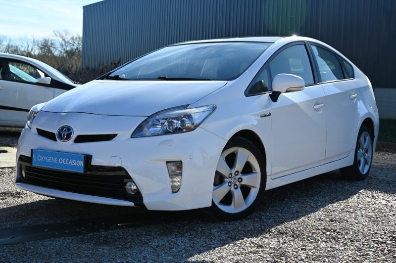 TOYOTA PRIUS III 136Ch Lounge Solar 01/2015
