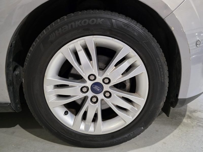 FORD FOCUS 1.0 SCTi 125ch EcoBoost TITANIUM / DISTRI OK