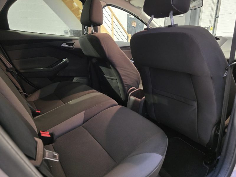 FORD FOCUS 1.0 SCTi 125ch EcoBoost TITANIUM / DISTRI OK