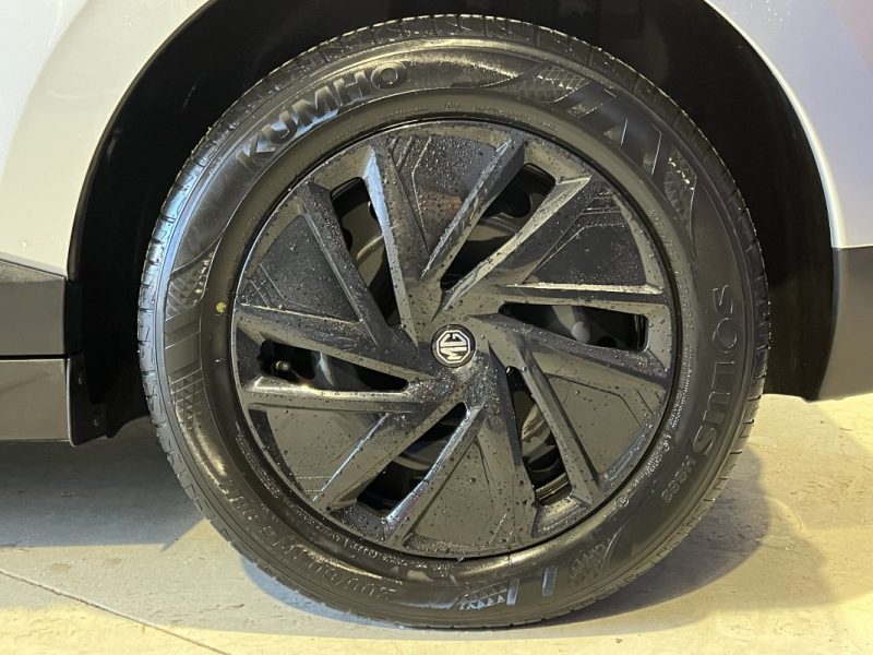 M.G. MG4 170 STANDARD TRÈS BON ÉTAT