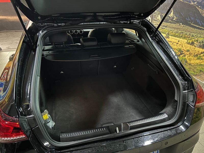 MERCEDES CLA 200 D 150CH BUSINESS LINE 8G-DCT 8CV PRIX HT : 16658€ 