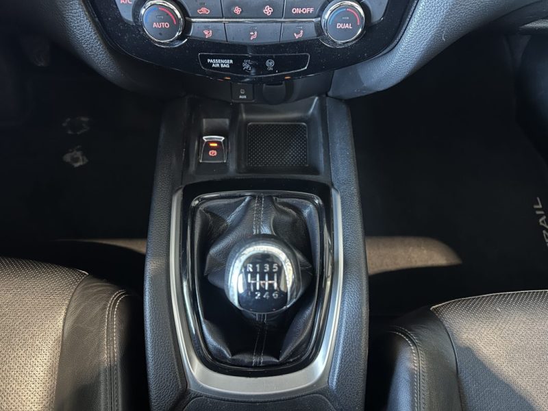 NISSAN X-TRAIL 1.6 DCI 131 BVM6 TEKNA / CAMERA 360 / 2015