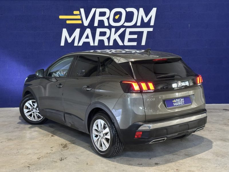 PEUGEOT 3008 1.2i 131 EAT8 CROSSWAY / COURROIE FAITE / CAR PLAY / 2018