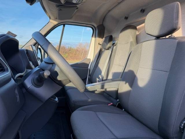 RENAULT MASTER L2H2 2.3 BLUE DCI 135 GRAND CONFORT / PACK NAVIGATION / PACK EASY PROTECT / PRIX HT  2023