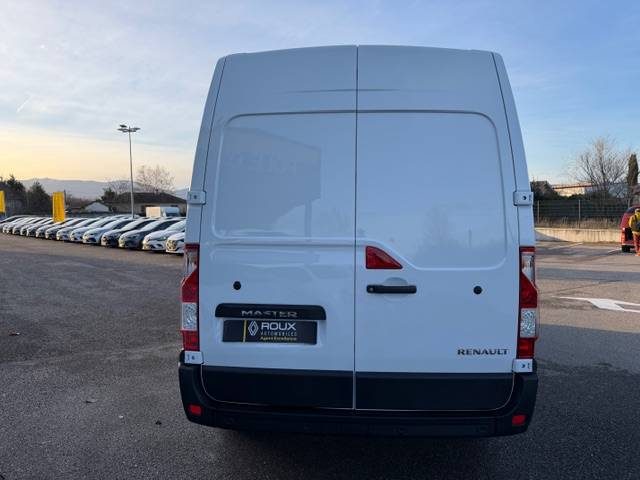RENAULT MASTER L2H2 2.3 BLUE DCI 135 GRAND CONFORT / PACK NAVIGATION / PACK EASY PROTECT / PRIX HT  2023