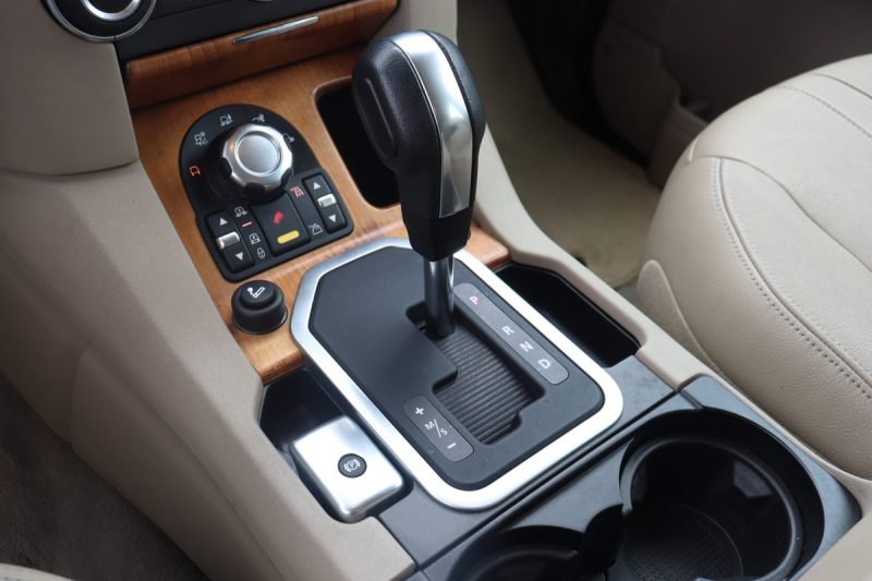 LAND ROVER RANGE ROVER DISCOVERY 4 7 PLACES 